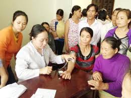 ທົ່ວປະເທດຮ່ວມ ແຮງຮ່ວມໃຈຊ່ວຍເຫຼືອ ປະຊາຊົນພາກກາງ ປະສົບກັບພະຍຸນ້ຳຖ້ວມ